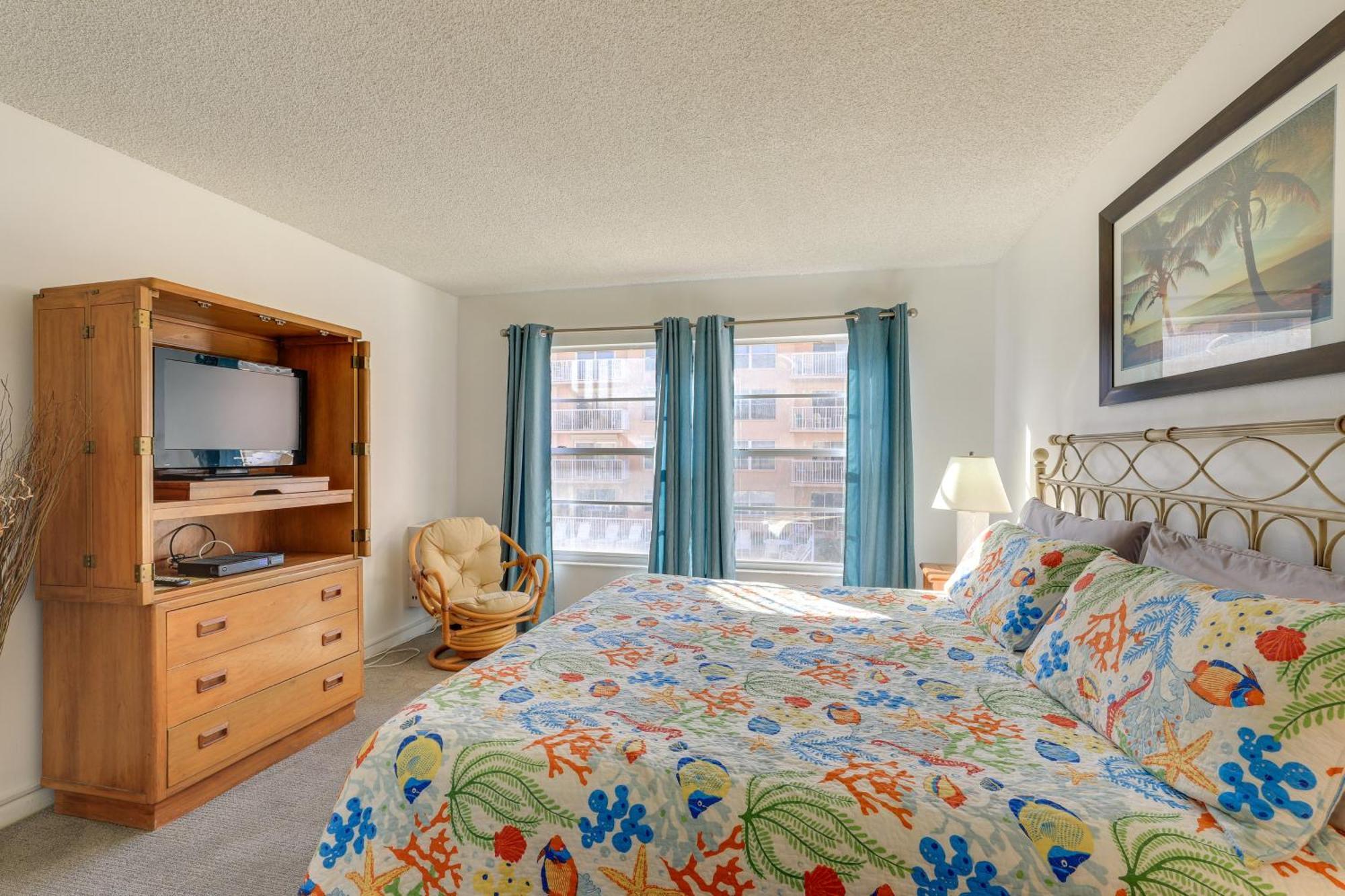 Central Cocoa Beach Condo With View, Steps To Beach! Dış mekan fotoğraf
