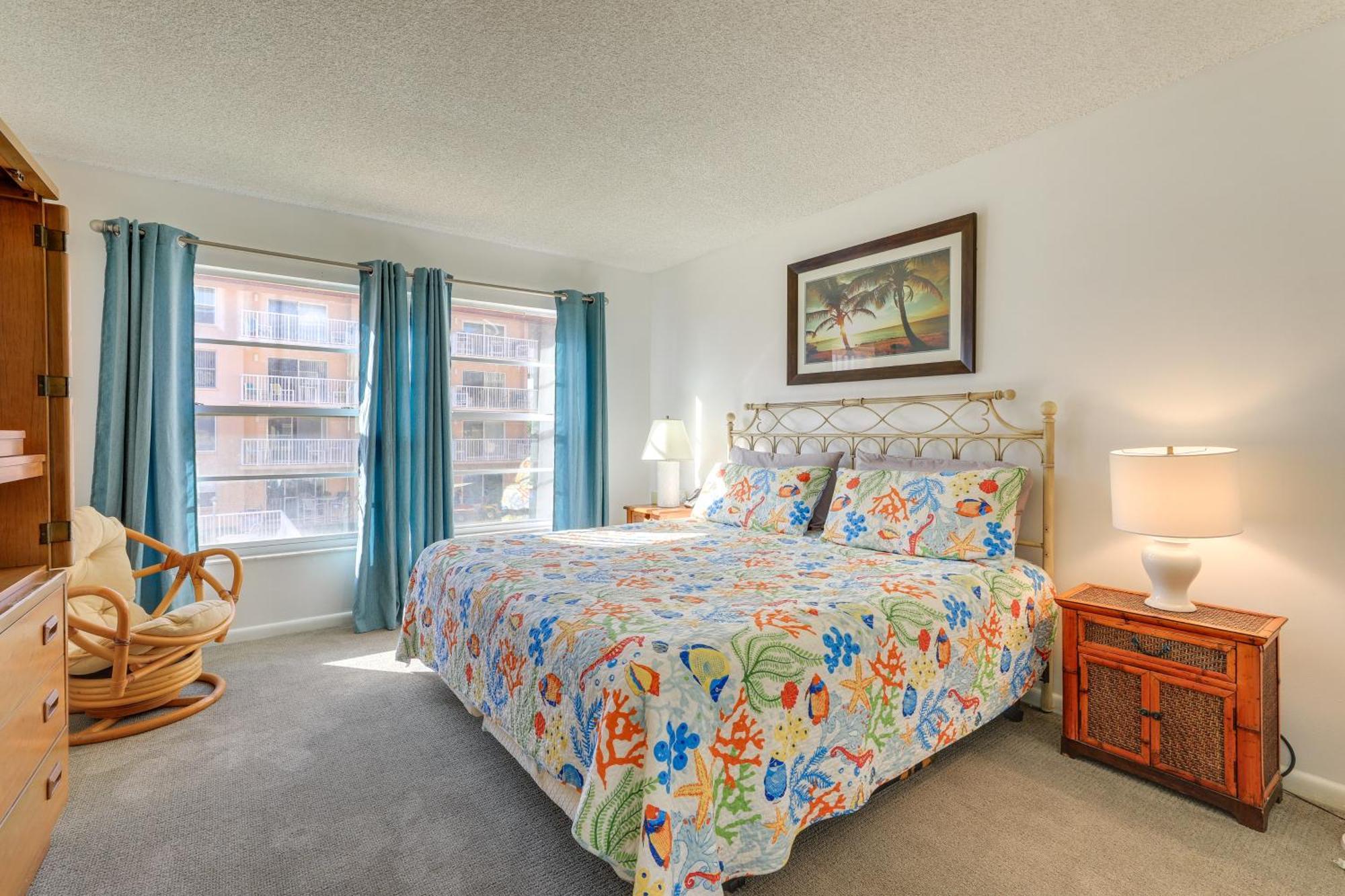 Central Cocoa Beach Condo With View, Steps To Beach! Dış mekan fotoğraf